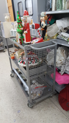 Thrift Store «Goodwill Store & Donation Center», reviews and photos
