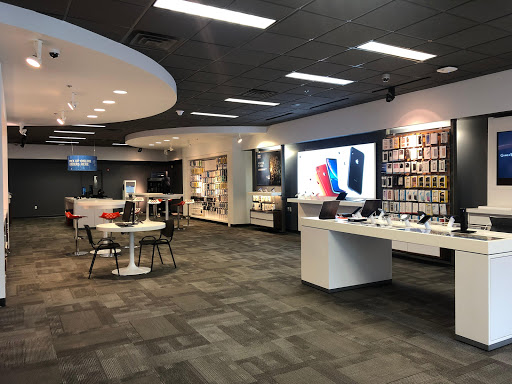 Cell Phone Store «AT&T», reviews and photos, 50-60 Worcester Rd, Framingham, MA 01701, USA