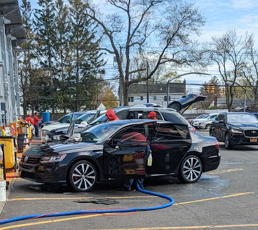 Car Wash «Woodbury Royal Car Wash», reviews and photos, 446 Woodbury Rd, Plainview, NY 11803, USA