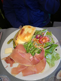 Plats et boissons du Restaurant Les Airelles à Fontcouverte-la-Toussuire - n°12