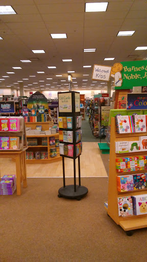 Book Store «Barnes & Noble», reviews and photos, 3561 N Freeway Blvd, Sacramento, CA 95834, USA
