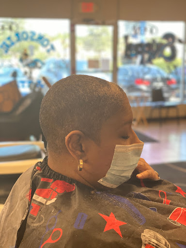 Barber Shop «B-Snipped Barber Shop», reviews and photos, 8824 N 56th St, Tampa, FL 33617, USA