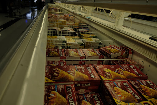 Grocery Store «Sharp Shopper Grocery Outlet», reviews and photos, 340 W Main St, Leola, PA 17540, USA