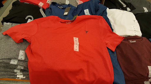 Clothing Store «Old Navy», reviews and photos, 3885 NE 163rd St, North Miami Beach, FL 33160, USA