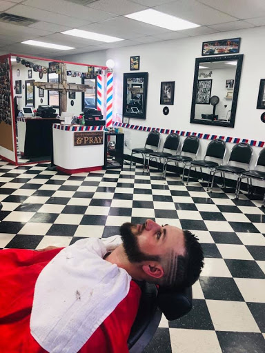 Barber Shop «Silver Spurs Barber Shop», reviews and photos, 282 E Ovilla Rd, Red Oak, TX 75154, USA