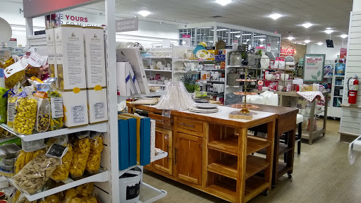 Department Store «HomeGoods», reviews and photos, 43 Woodbridge Center Dr, Woodbridge, NJ 07095, USA