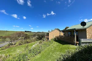 Daysy Hill Country Cottages image