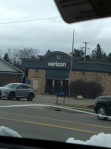 Cell Phone Store «GoWireless Verizon Authorized Retailer», reviews and photos, 807 S Main St, Lapeer, MI 48446, USA