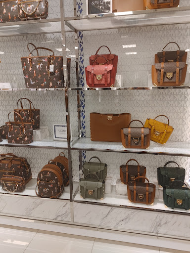 Fashion Accessories Store «Michael Kors», reviews and photos, 332 Red Apple Ct, Central Valley, NY 10917, USA