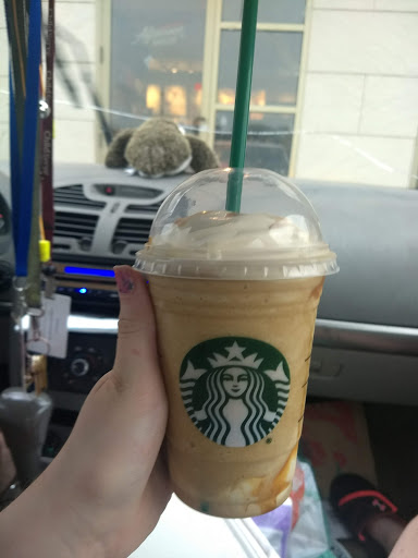 Coffee Shop «Starbucks», reviews and photos, 4503 Fleur Dr, Des Moines, IA 50321, USA