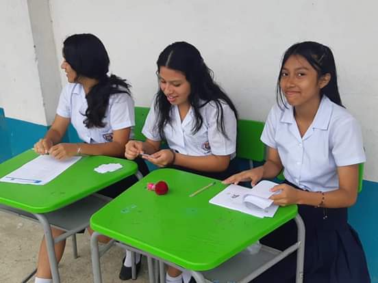 Escuela de Educación Básica Federación Deportiva de Cotopaxi - La Mana