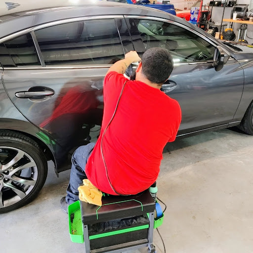 Elite Auto Salon en Tampa