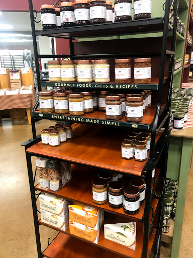 Gourmet Grocery Store «Blue Goose Fruit Market & Bakery», reviews and photos, 557 E Main St, Hancock, MD 21750, USA