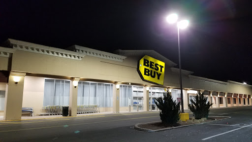 Electronics Store «Best Buy», reviews and photos, 1501 New Britain Ave, West Hartford, CT 06110, USA