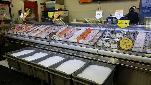 Grocery Store «Whole Foods Market», reviews and photos, 7511 Leesburg Pike, Falls Church, VA 22043, USA