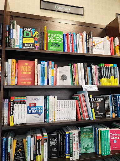 Book Store «Barnes & Noble», reviews and photos, 210 Americana Way, Glendale, CA 91210, USA