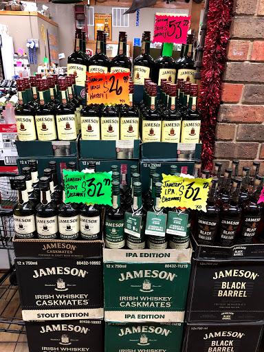 Liquor Store «Halls Wine & Spirits», reviews and photos, 4200 W Glade Rd, Colleyville, TX 76034, USA