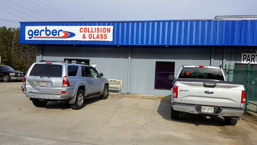 Auto Body Shop «Gerber Collision & Glass», reviews and photos, 803 Bascomb Commercial Pkwy, Woodstock, GA 30189, USA