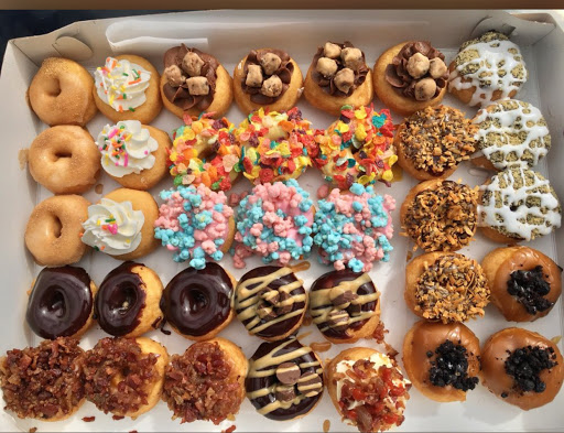 Donut Shop «Mini Doughnut Factory», reviews and photos, 2109 S Dale Mabry Hwy, Tampa, FL 33629, USA