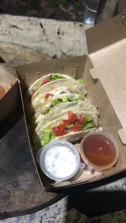 Toy's Taco