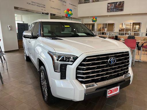 Toyota Dealer «Toyota of Dallas», reviews and photos, 2610 Forest Ln, Dallas, TX 75234, USA