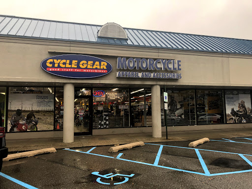 Motorcycle Parts Store «Cycle Gear», reviews and photos, 2052 Lincoln Hwy, Edison, NJ 08817, USA