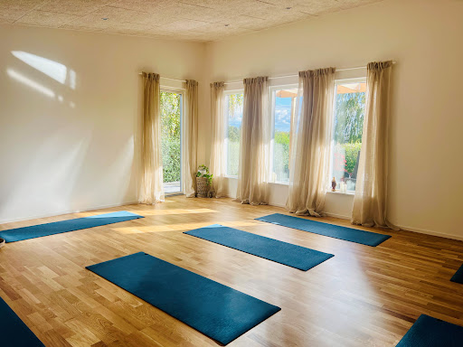 YOGALY - Yogastudie i Skærbæk in Fredericia, Fredericia