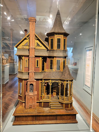 Toy Museum «The National Museum of Toys and Miniatures», reviews and photos, 5235 Oak St, Kansas City, MO 64112, USA