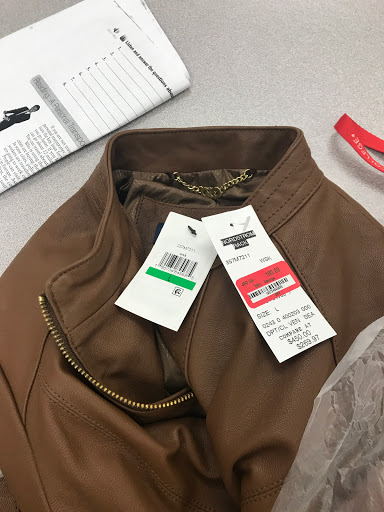 Department Store «Nordstrom Rack», reviews and photos, 17200 Southcenter Pkwy, Tukwila, WA 98188, USA