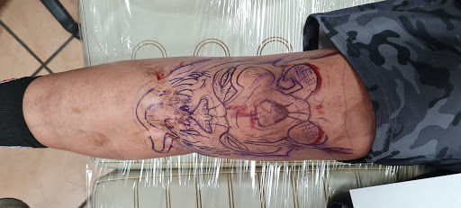 Tattoo Shop «Darkside Tattoo», reviews and photos, 190 Main St, East Haven, CT 06512, USA