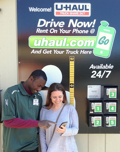 Truck Rental Agency «U-Haul Moving & Storage of Westfield», reviews and photos, 50 Springfield Rd, Westfield, MA 01085, USA