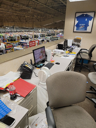 Shopping Mall «Poplar Plaza Shopping Center», reviews and photos, 3440 Poplar Ave, Memphis, TN 38111, USA