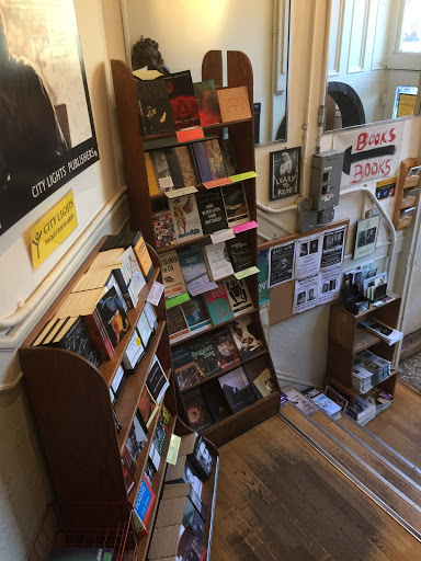 Book Store «City Lights Booksellers & Publishers», reviews and photos, 261 Columbus Ave, San Francisco, CA 94133, USA