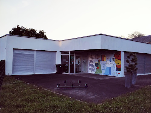 Centre Socio Culturel à Dampierre-les-Bois