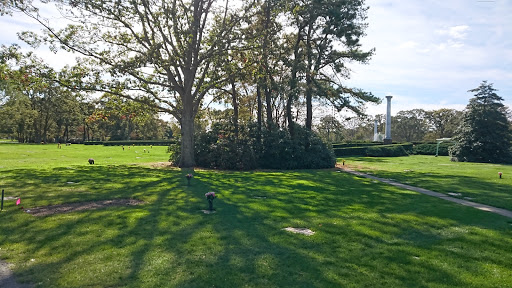 Memorial Park «Pinelawn Memorial Park and Garden Mausoleums», reviews and photos, 2030 Wellwood Ave, Farmingdale, NY 11735, USA