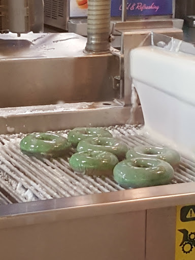 Bakery «Krispy Kreme Doughnuts», reviews and photos, 121 Curtner Ave #40, San Jose, CA 95125, USA