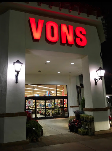 Grocery Store «Vons», reviews and photos, 931 Lomas Santa Fe Dr, Solana Beach, CA 92075, USA