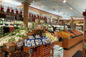 Uncle Giuseppe's Marketplace