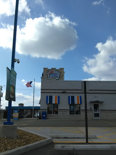 Shopping Mall «Hilltop Village Shopping Center», reviews and photos, 77 Hilltop Village Center Dr, Eureka, MO 63025, USA