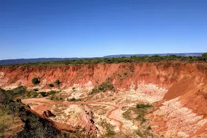 Tsingy Rouge image