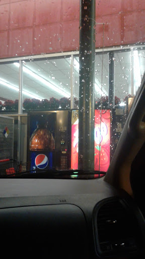 Grocery Store «Food Giant», reviews and photos, 171 Porter Ave, Biloxi, MS 39530, USA