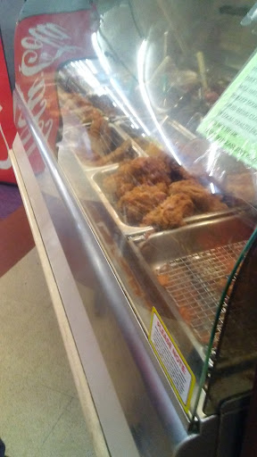 Grocery Store «Country Mart», reviews and photos, 913 Taylorsville Rd, Taylorsville, KY 40071, USA