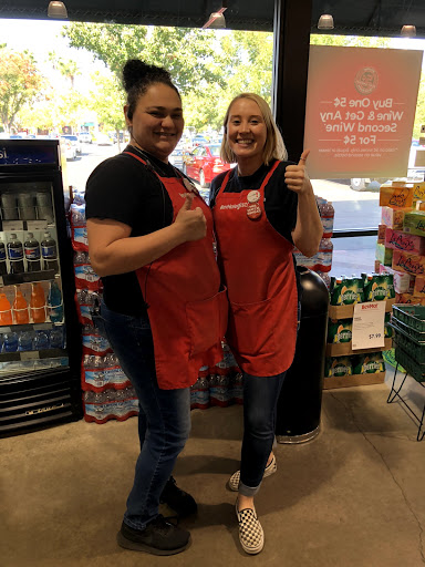 Wine Store «BevMo!», reviews and photos, 7639 N Blackstone Ave, Fresno, CA 93720, USA