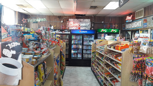 Tobacco Shop «Bobs Discount Tobacco & Beer», reviews and photos, 505 Providence Blvd, Clarksville, TN 37042, USA