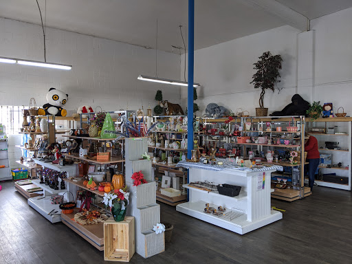 Thrift Store «St. Vincent de Paul Thrift Store», reviews and photos, 4009 S 56th St, Tacoma, WA 98409, USA