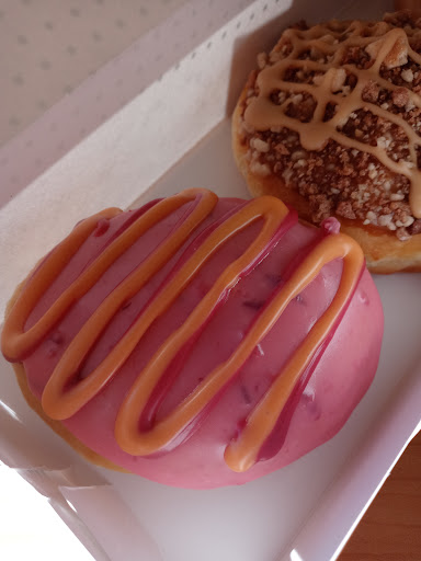 Donut Shop «Krispy Kreme», reviews and photos, 4198 Hacks Cross Rd, Memphis, TN 38125, USA