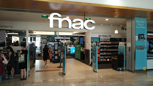 Grand magasin FNAC Poitiers Poitiers