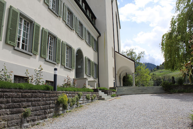Rezensionen über Priesterseminar St. Luzi in Chur - Schule