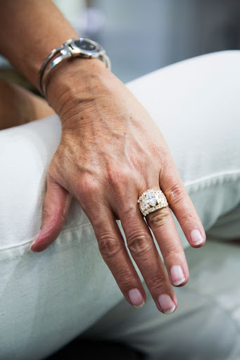 Jewelry Store «Select Jewelers, LLC», reviews and photos, 2221 S Voss Rd, Houston, TX 77057, USA