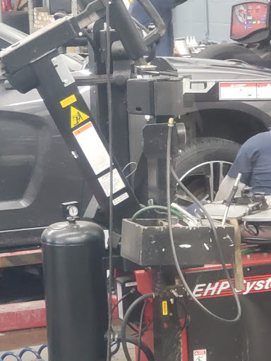 Shopping Mall «Shillington Shopping Center», reviews and photos, 502 E Lancaster Ave, Reading, PA 19607, USA